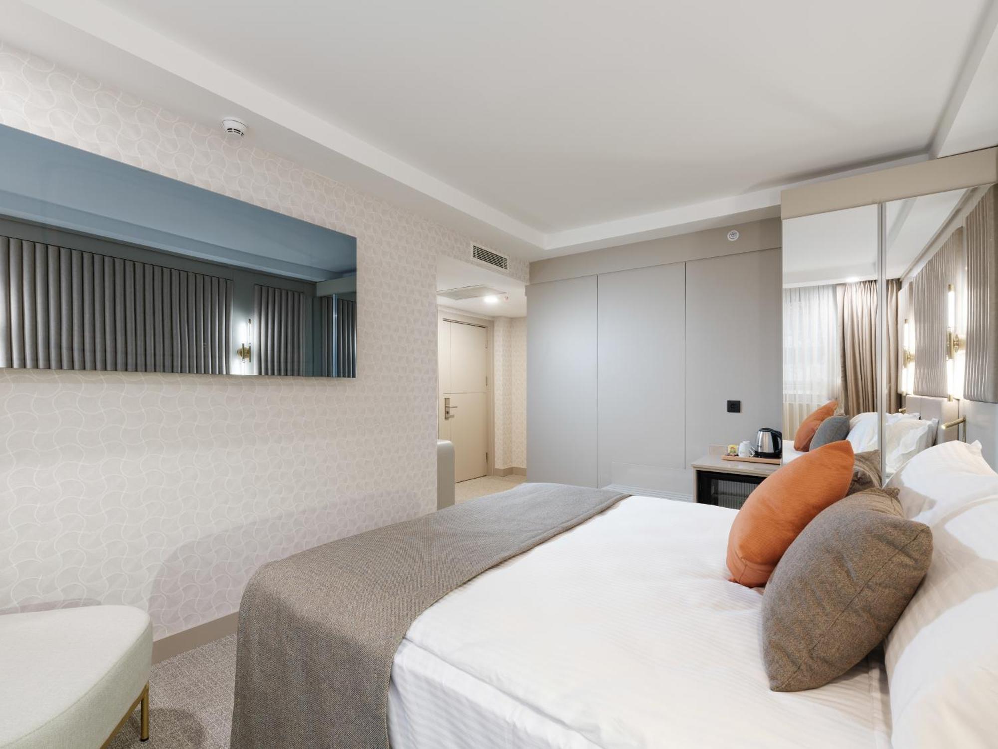 Hotel Perla Pura Smirne Esterno foto